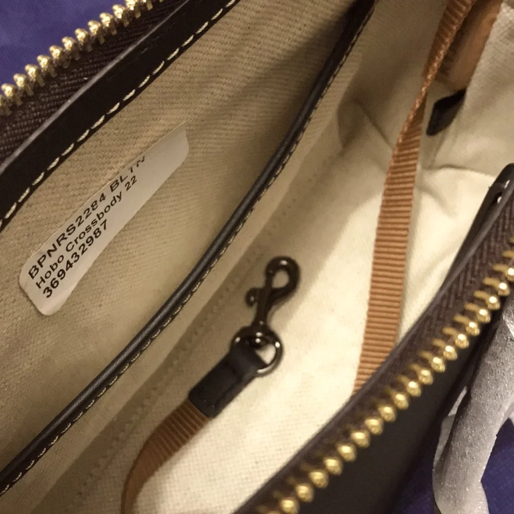 Dooney & Bourke Hobo Crossbody 22 - Picture 9 of 12